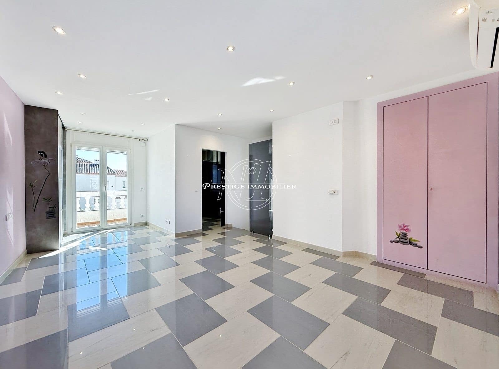 2 Zimmer Villa zu verkaufen in Empuriabrava mit Pool - 439.000 € (Ref: 10059990)