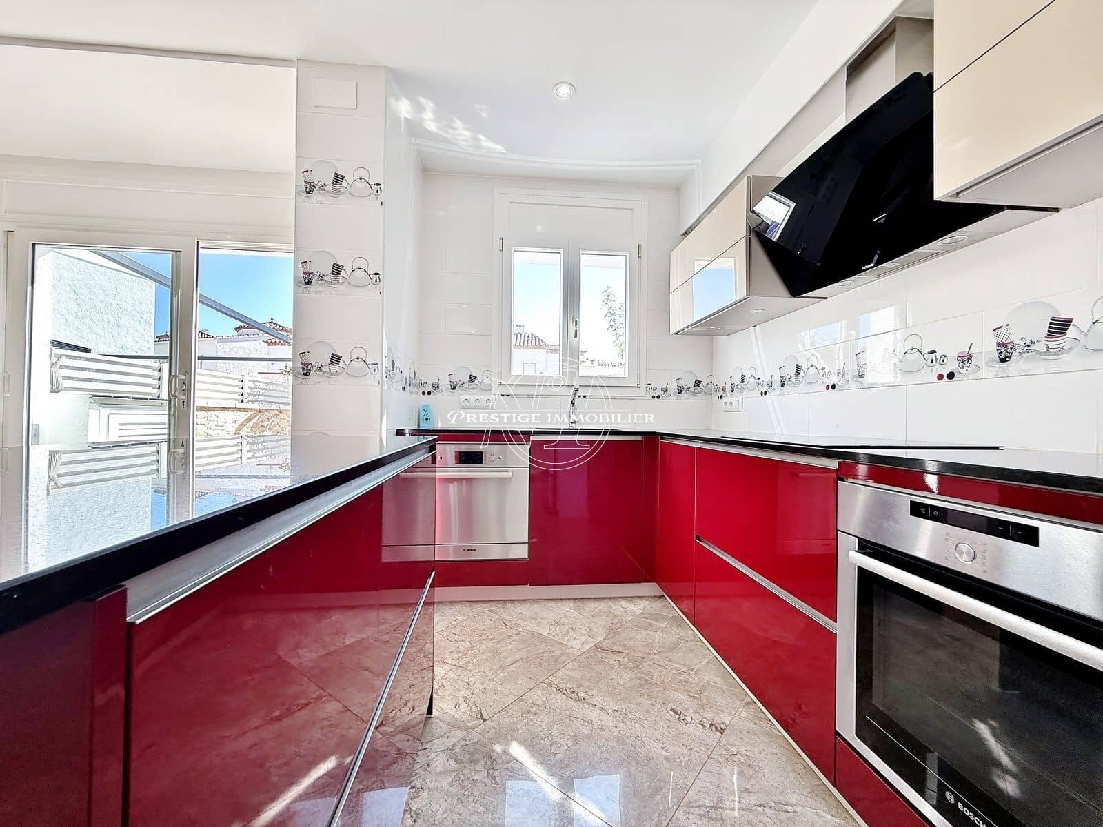 2 Zimmer Villa zu verkaufen in Empuriabrava mit Pool - 439.000 € (Ref: 10059990)
