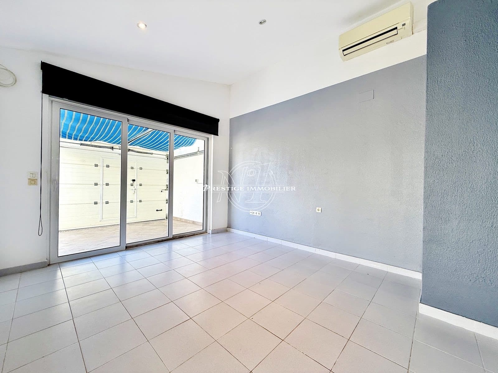 2 Zimmer Villa zu verkaufen in Empuriabrava mit Pool - 439.000 € (Ref: 10059990)