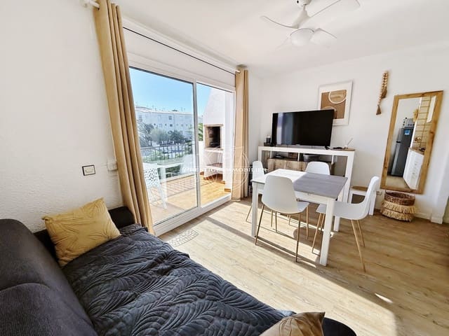 1 sovrum Lägenhet till salu i Roses med pool - 149 000 € (Ref: 10070245)