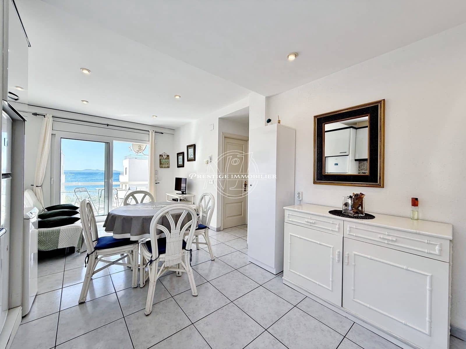 2 soverom Leilighet til salgs i Roses - € 265 000 (Ref: 10077242)