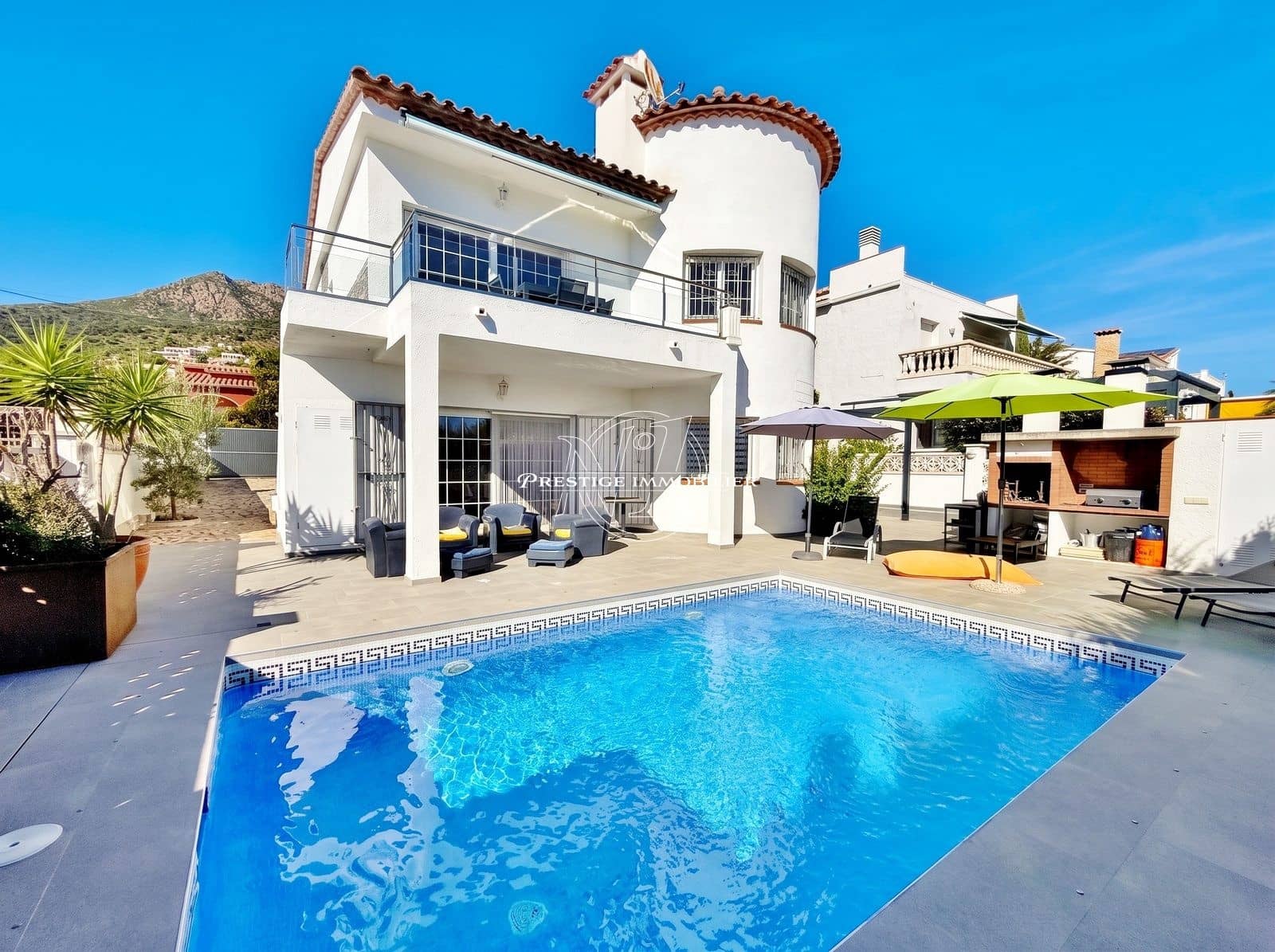 4 chambre Villa/Maison à vendre à Roses avec piscine - 595 000 € (Ref: 10078149)