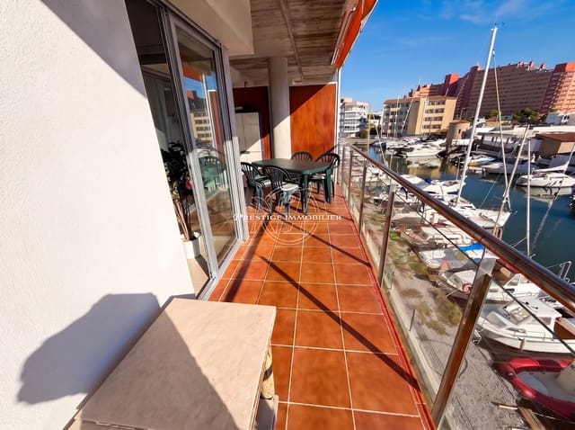 2 soverom Leilighet til salgs i Roses med svømmebasseng - € 328 000 (Ref: 10080057)
