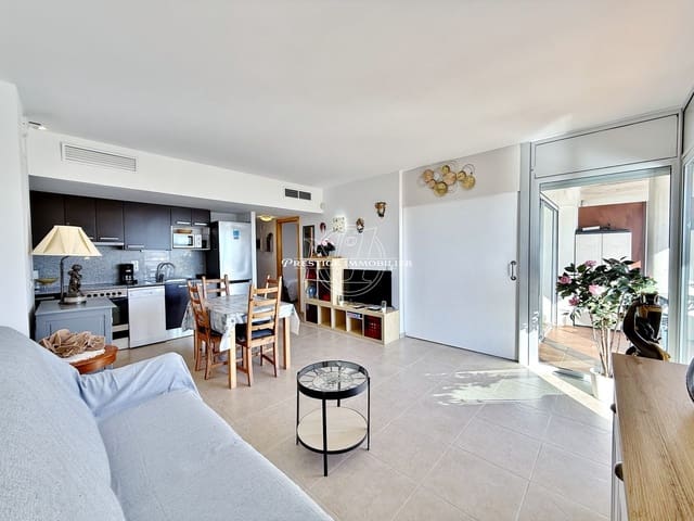 2 soverom Leilighet til salgs i Roses med svømmebasseng - € 328 000 (Ref: 10080057)