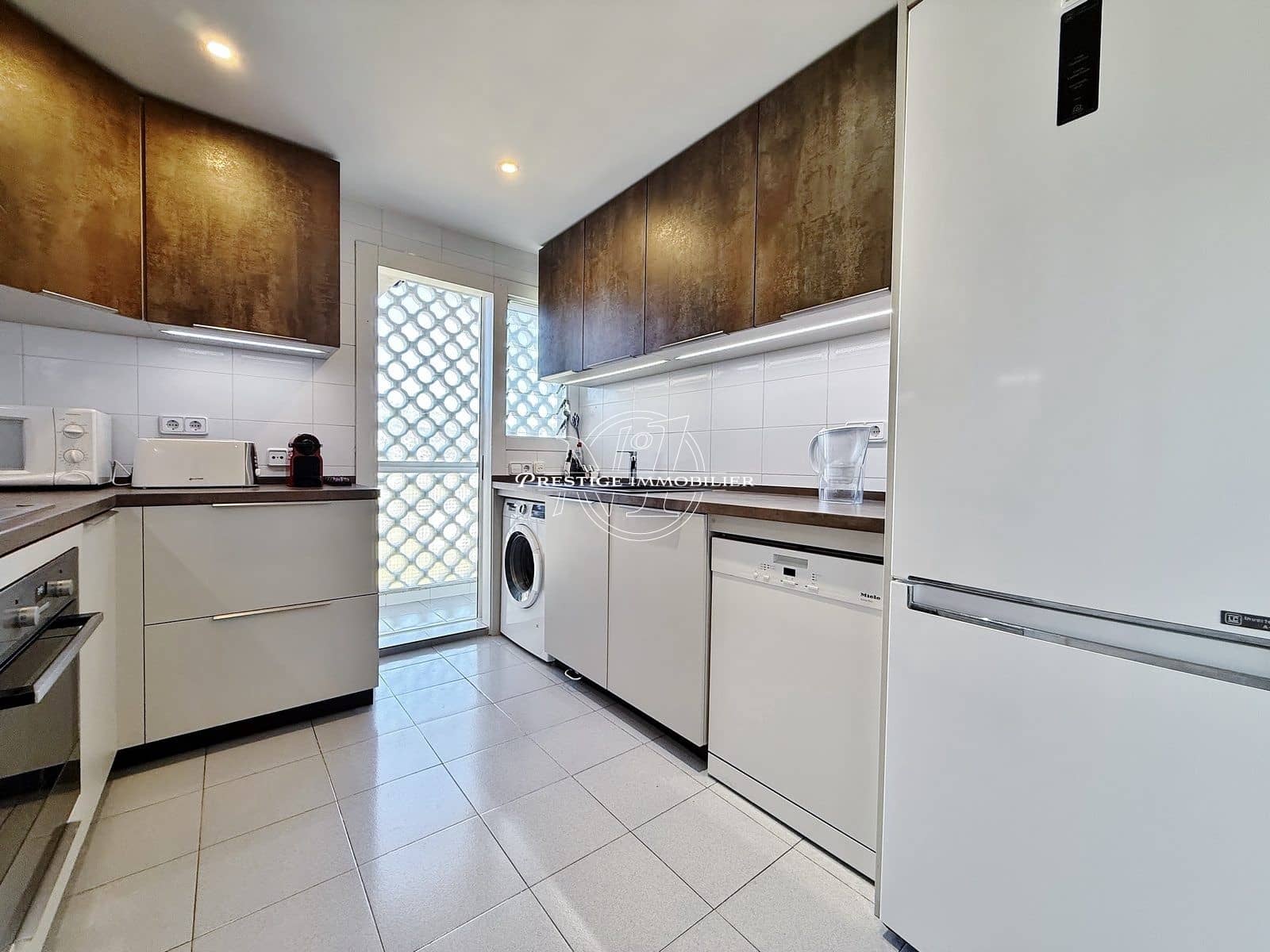 3 Zimmer Apartment zu verkaufen in Roses mit Pool - 495.000 € (Ref: 10081057)