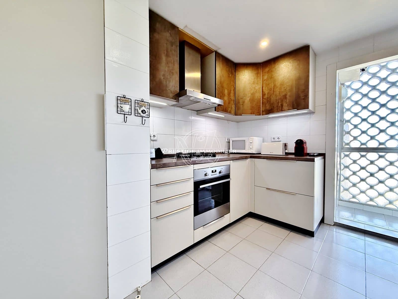 3 Zimmer Apartment zu verkaufen in Roses mit Pool - 495.000 € (Ref: 10081057)