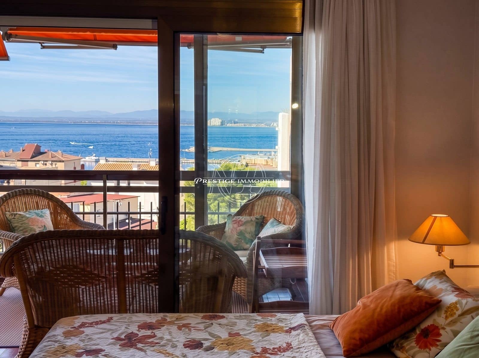 3 Zimmer Apartment zu verkaufen in Roses mit Pool - 495.000 € (Ref: 10081057)