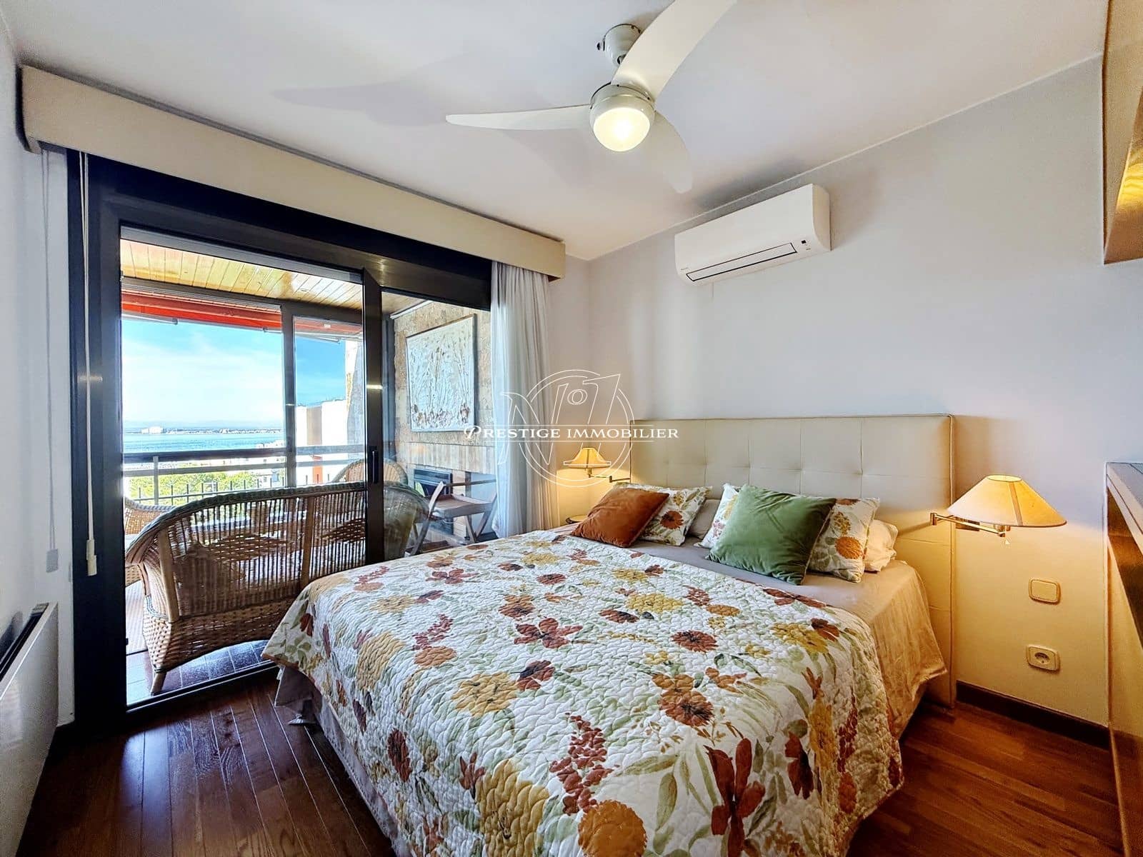 3 Zimmer Apartment zu verkaufen in Roses mit Pool - 495.000 € (Ref: 10081057)