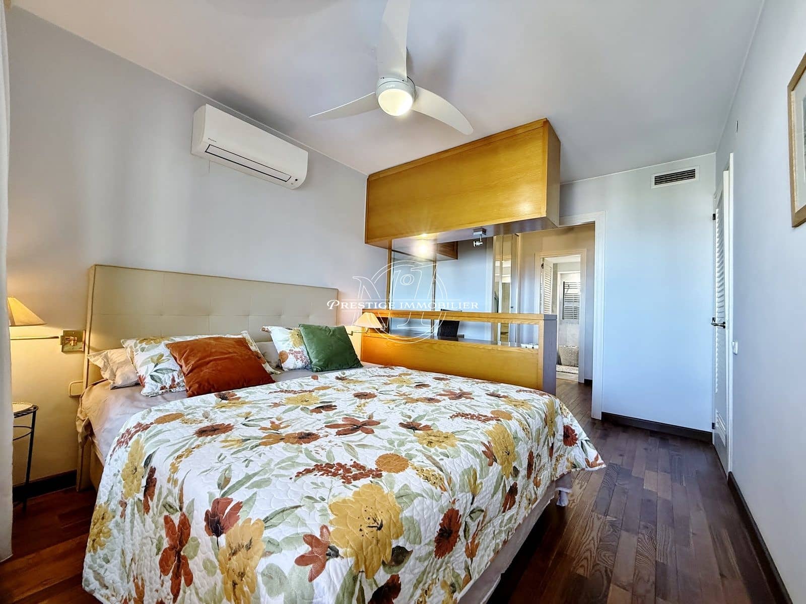 3 Zimmer Apartment zu verkaufen in Roses mit Pool - 495.000 € (Ref: 10081057)