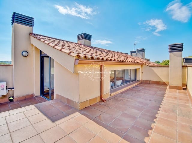 3 Zimmer Apartment zu verkaufen in Castell d'Aro, Castell-Platja d'Aro mit Pool - 374.900 € (Ref: 10085923)