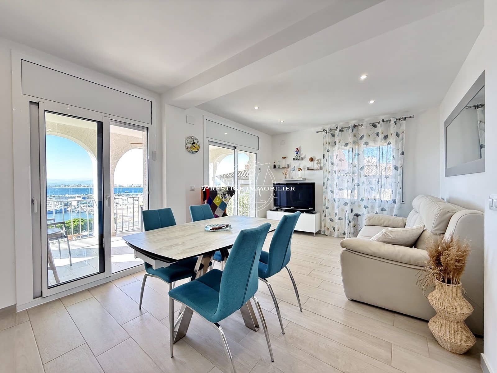 4 chambre Villa/Maison à vendre à Roses avec garage - 795 000 € (Ref: 10109367)
