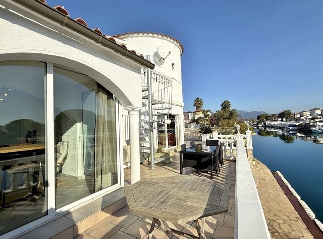 3 quarto Moradia para venda em Empuriabrava, Castelló d'Empúries - 699 000 € (Ref: 10109368)