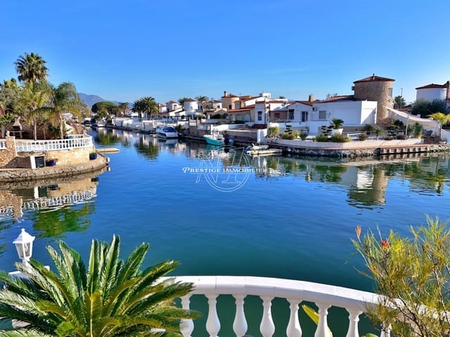 3 quarto Moradia para venda em Empuriabrava, Castelló d'Empúries - 699 000 € (Ref: 10109368)