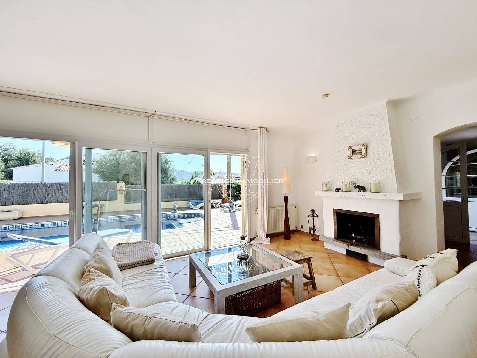4 chambre Villa/Maison à vendre à Roses avec piscine - 795 000 € (Ref: 10115572)