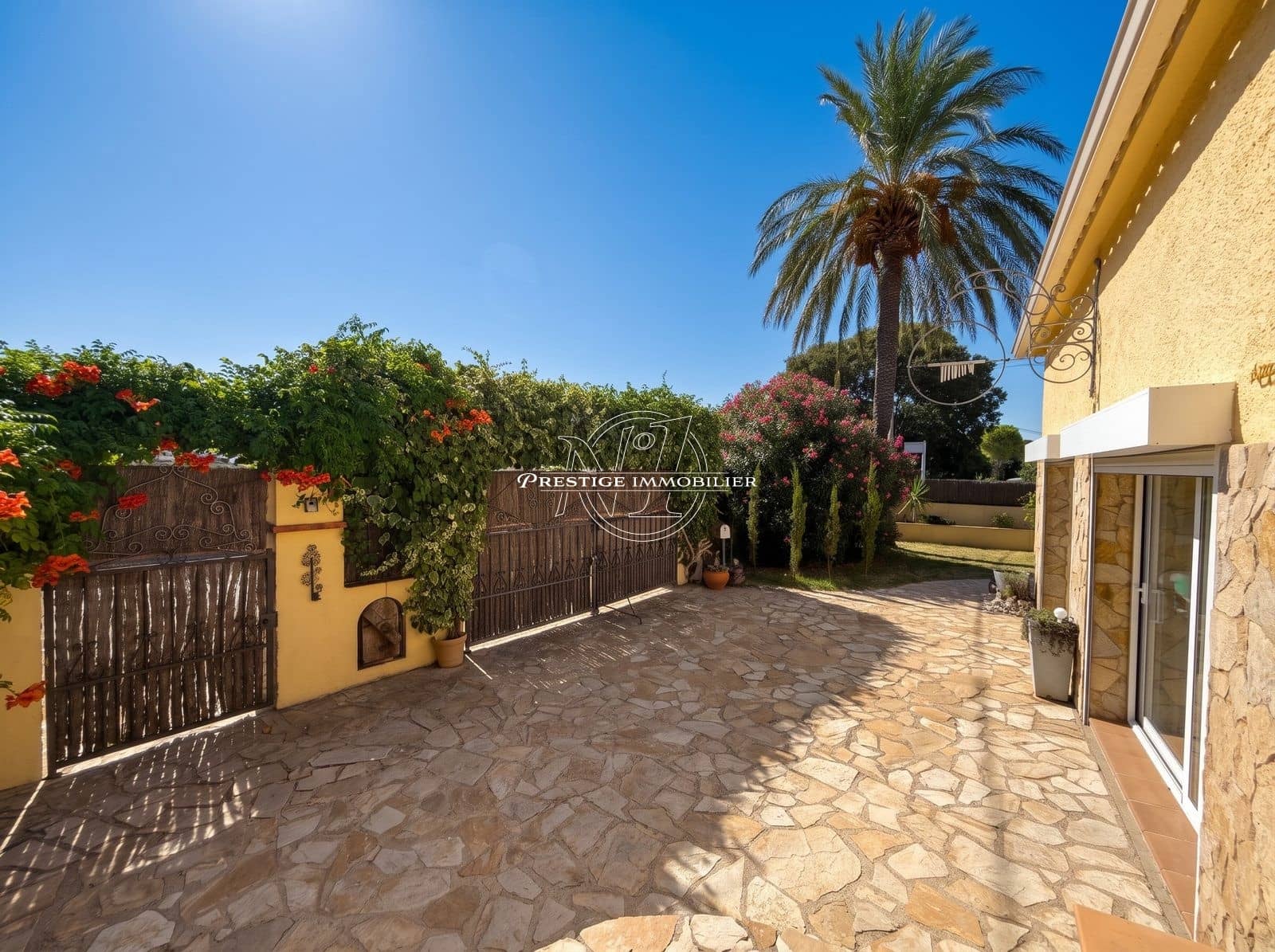 4 chambre Villa/Maison à vendre à Roses avec piscine - 795 000 € (Ref: 10115572)