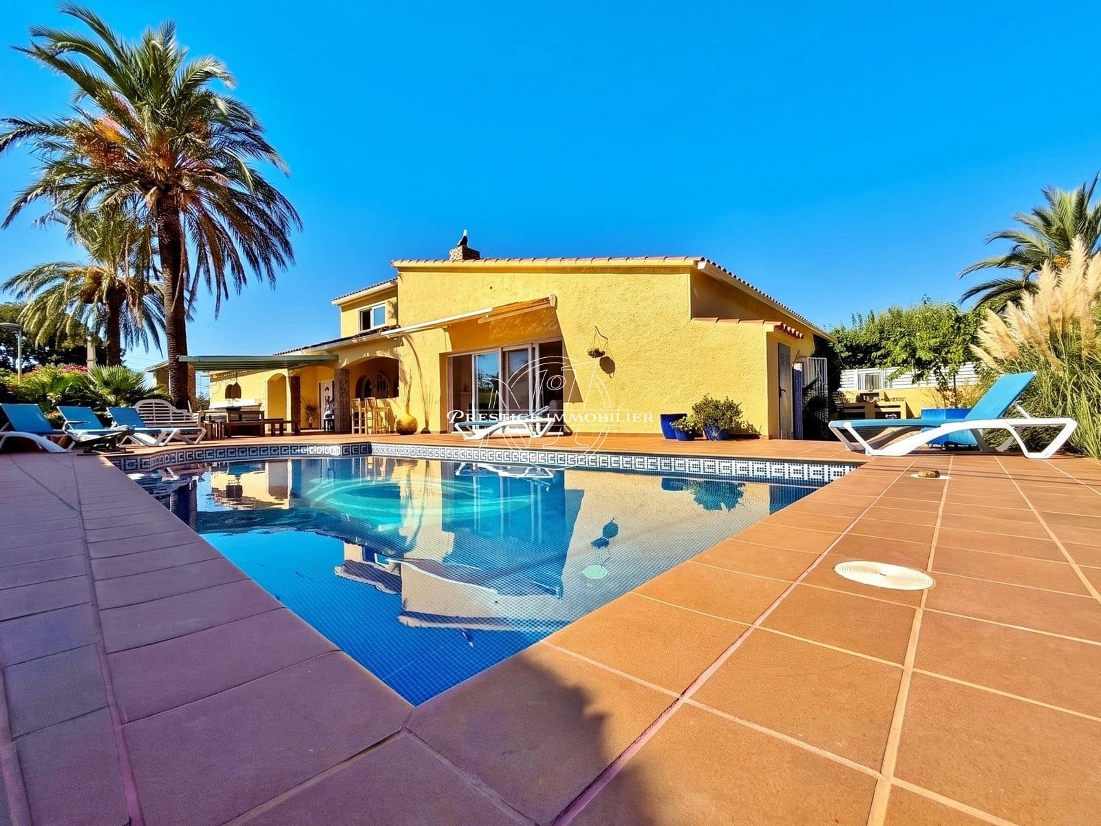 4 chambre Villa/Maison à vendre à Roses avec piscine - 795 000 € (Ref: 10115572)