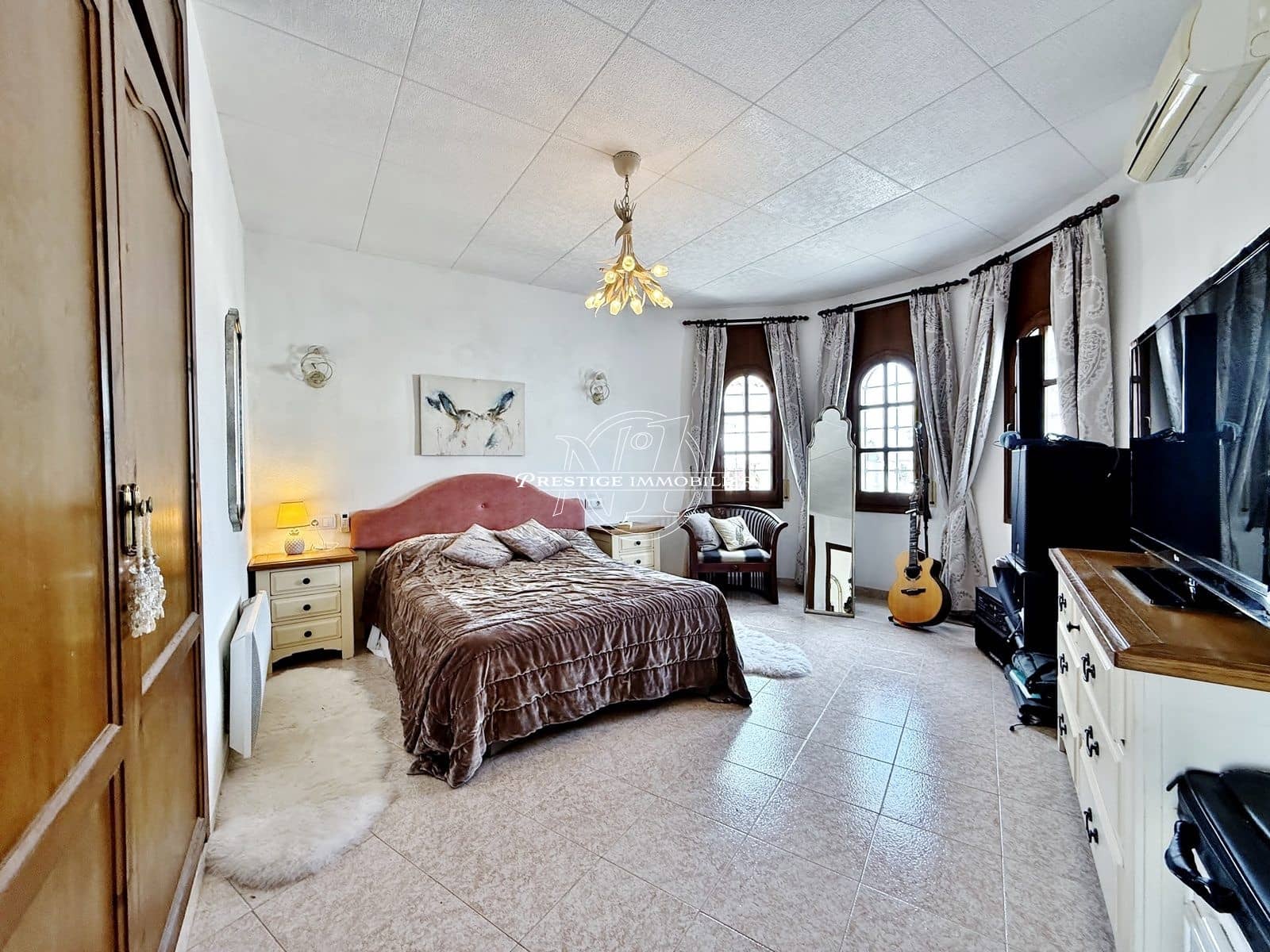 3 bedroom Villa for sale in Empuriabrava with pool garage - € 685,000 (Ref: 10125127)