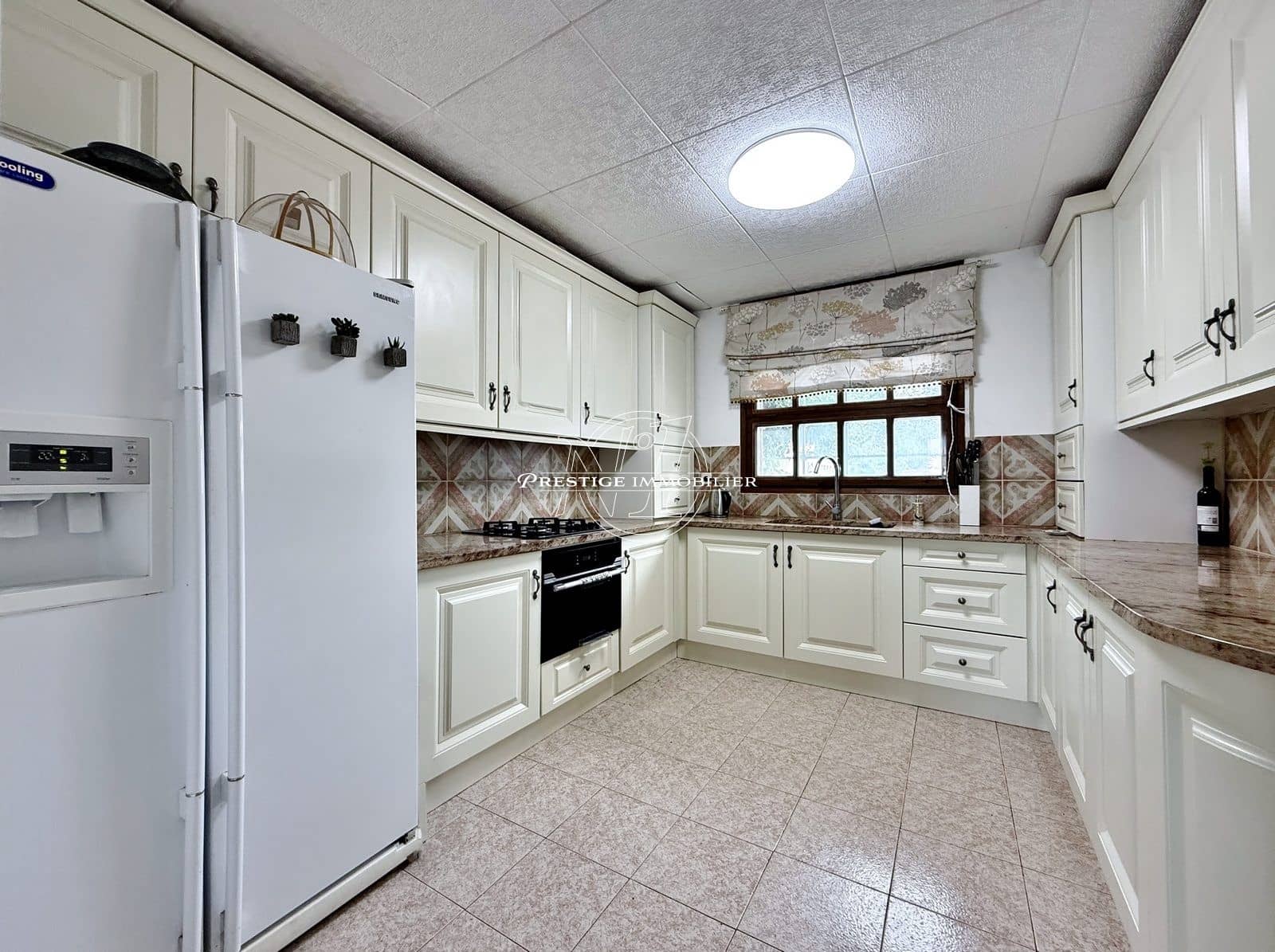 3 bedroom Villa for sale in Empuriabrava with pool garage - € 685,000 (Ref: 10125127)