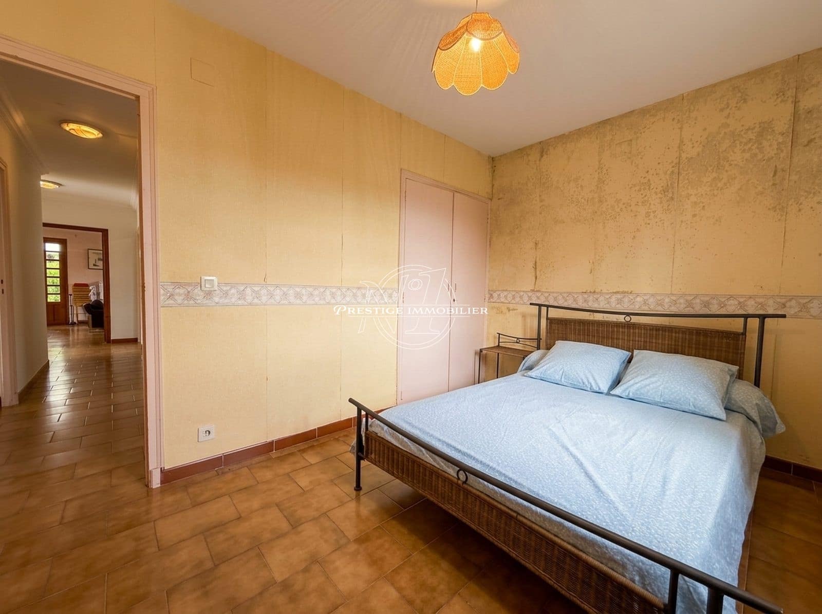 3 bedroom Villa for sale in Empuriabrava with garage - € 350,000 (Ref: 10131717)