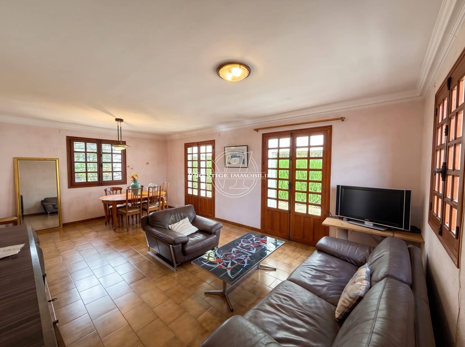 3 bedroom Villa for sale in Empuriabrava with garage - € 350,000 (Ref: 10131717)