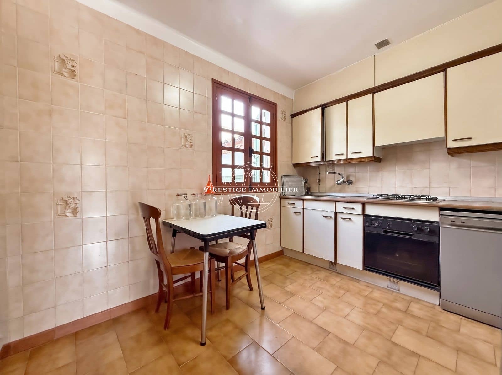 3 bedroom Villa for sale in Empuriabrava with garage - € 350,000 (Ref: 10131717)