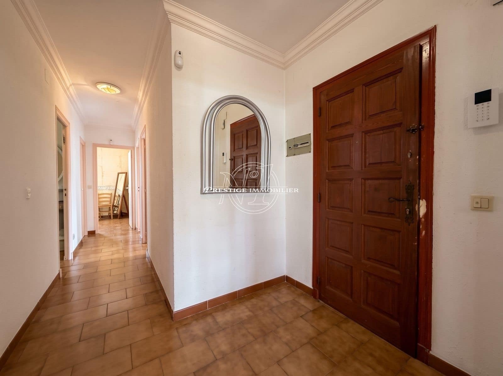 3 bedroom Villa for sale in Empuriabrava with garage - € 350,000 (Ref: 10131717)
