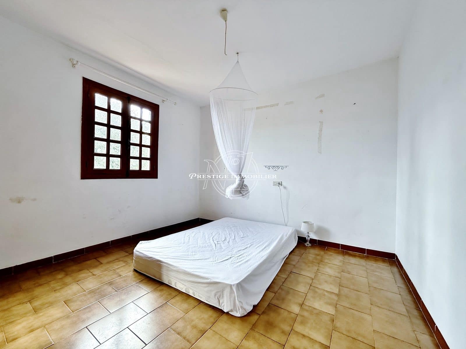 3 bedroom Villa for sale in Empuriabrava with garage - € 350,000 (Ref: 10131717)