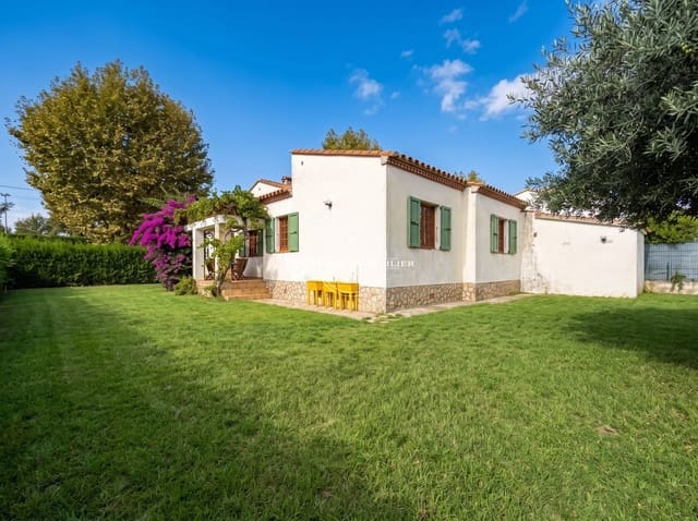 3 bedroom Villa for sale in Empuriabrava, Castelló d'Empúries with garage - € 350,000 (Ref: 10131717)