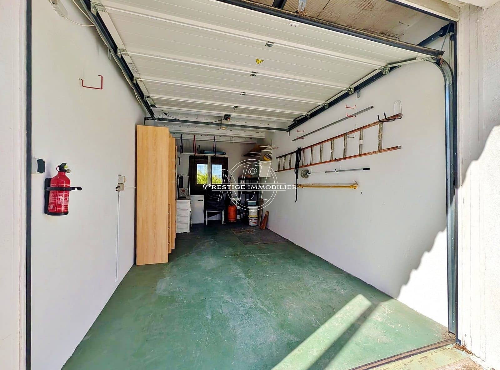 2 slaapkamer Appartement te koop in Roses met garage - € 395.000 (Ref: 10135914)