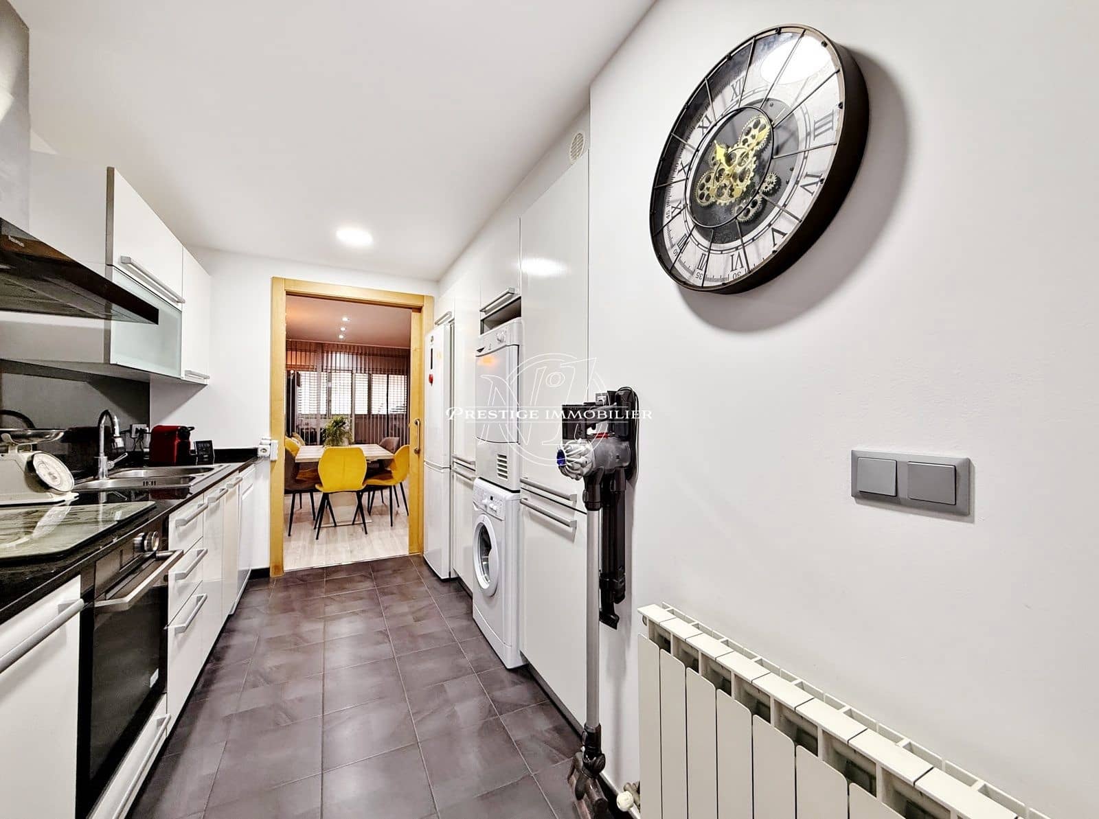 2 slaapkamer Appartement te koop in Roses - € 239.000 (Ref: 10136716)