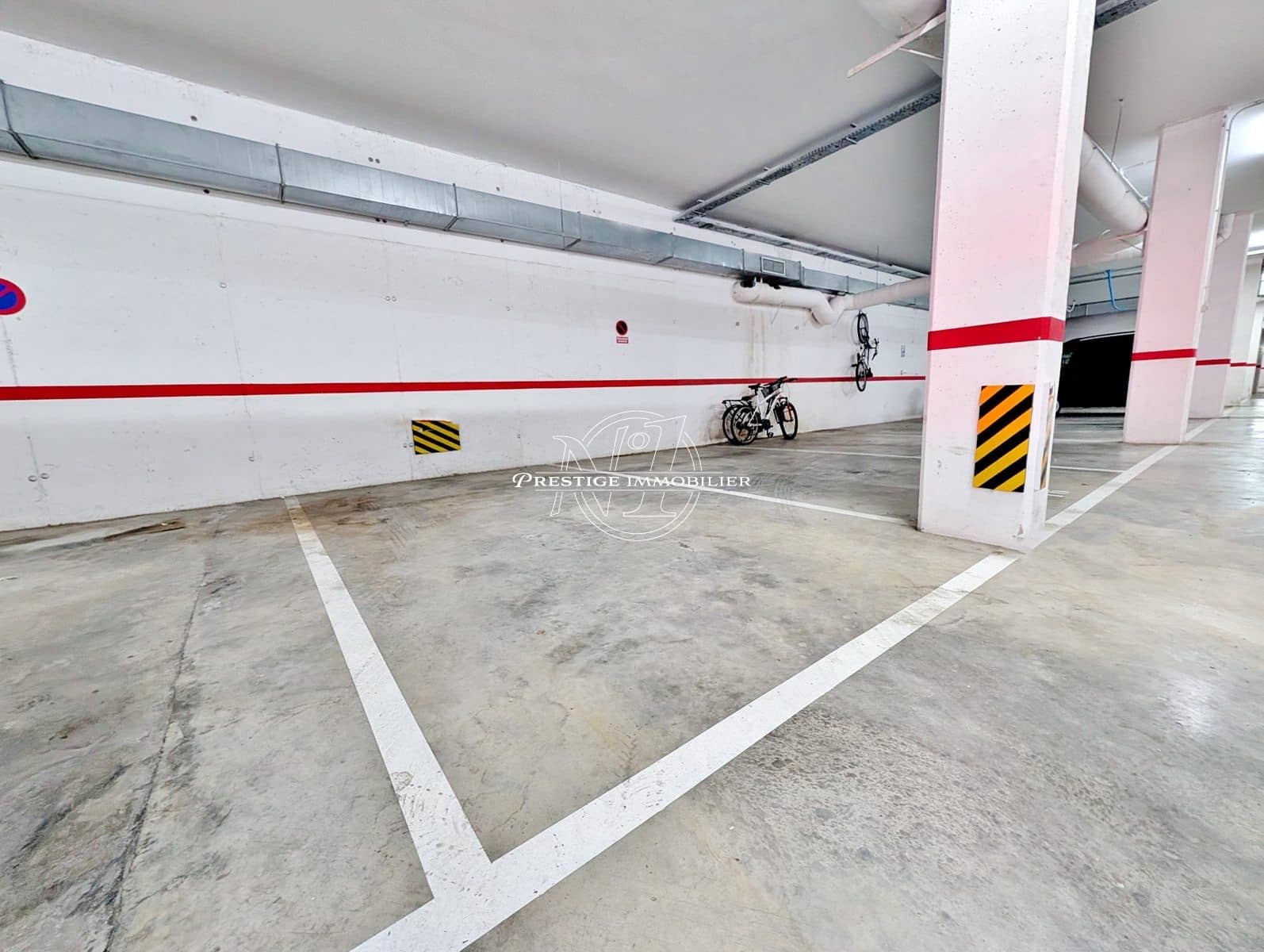2 slaapkamer Appartement te koop in Roses - € 239.000 (Ref: 10136716)