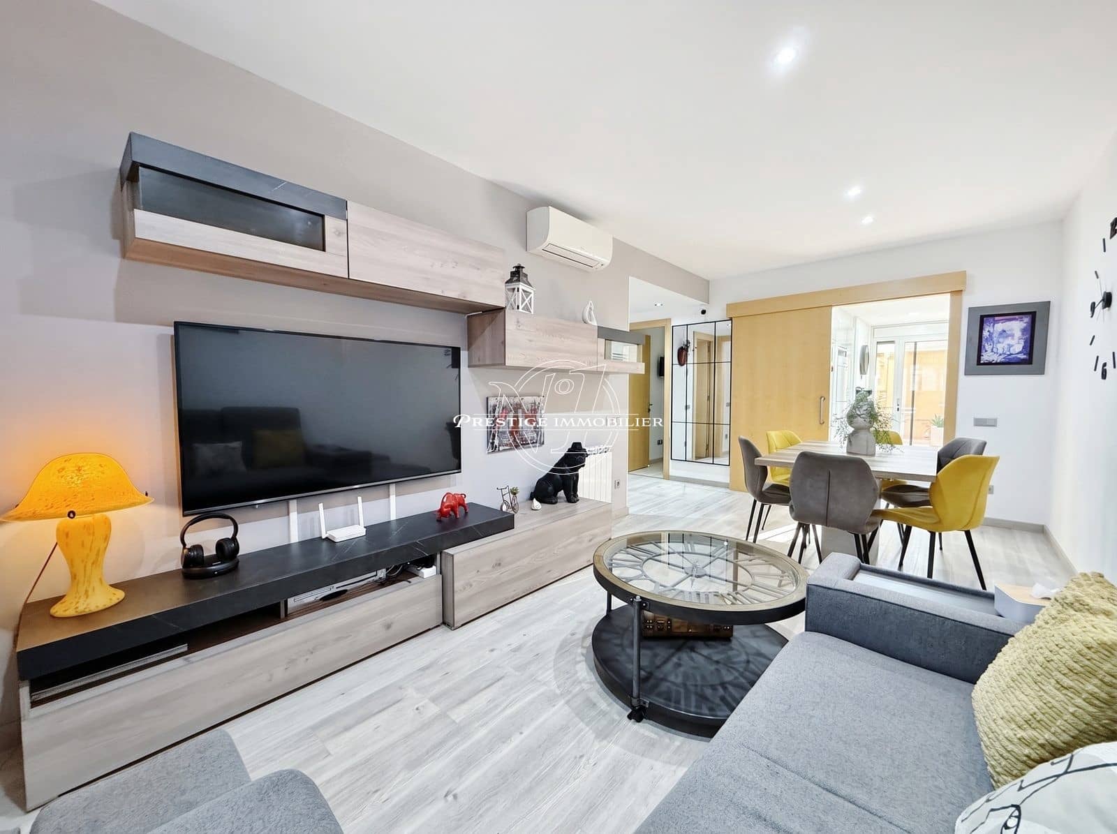 2 slaapkamer Appartement te koop in Roses - € 239.000 (Ref: 10136716)