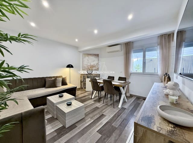 2 slaapkamer Appartement te koop in Roses met garage - € 246.000 (Ref: 10157555)
