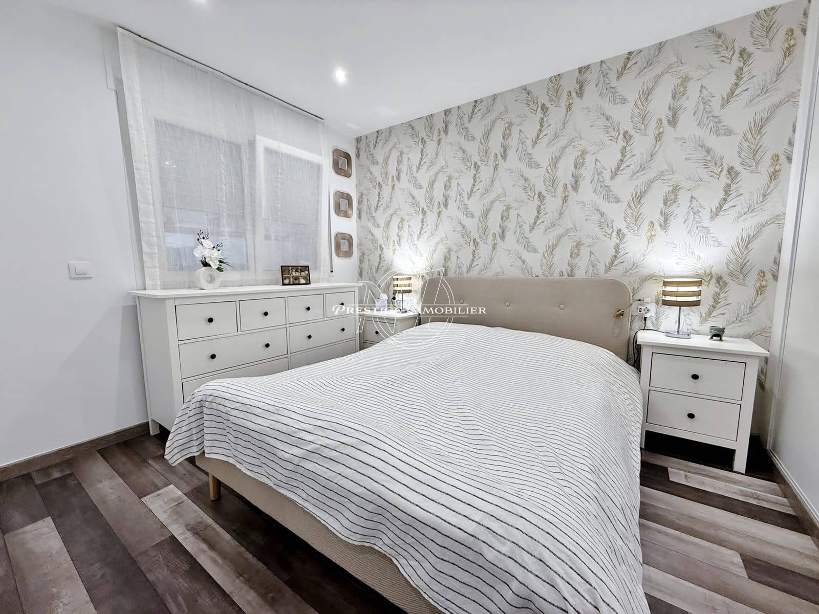2 slaapkamer Appartement te koop in Roses met garage - € 246.000 (Ref: 10157555)
