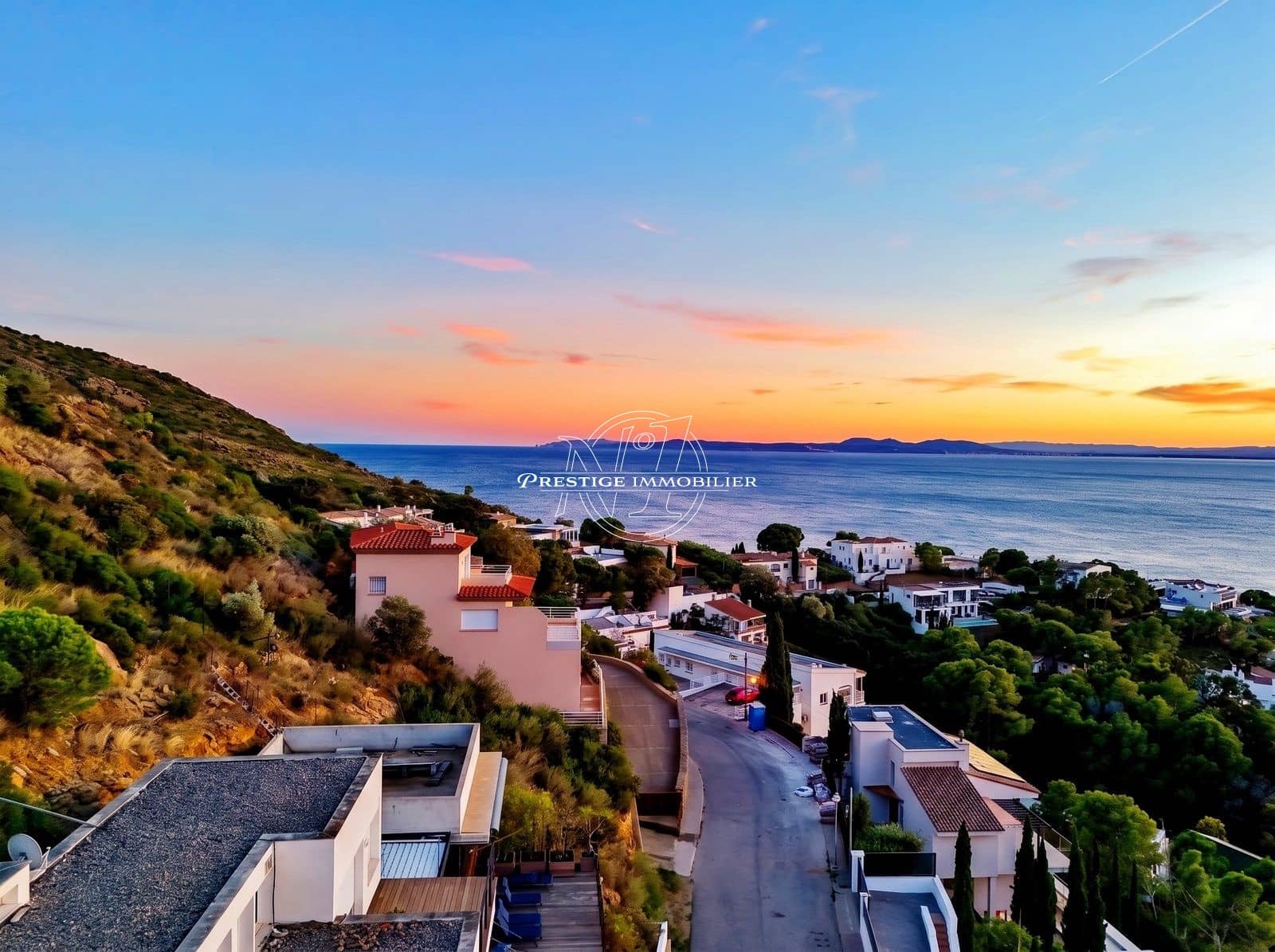 3 bedroom Villa for sale in Roses with pool garage - € 1,890,000 (Ref: 10157556)