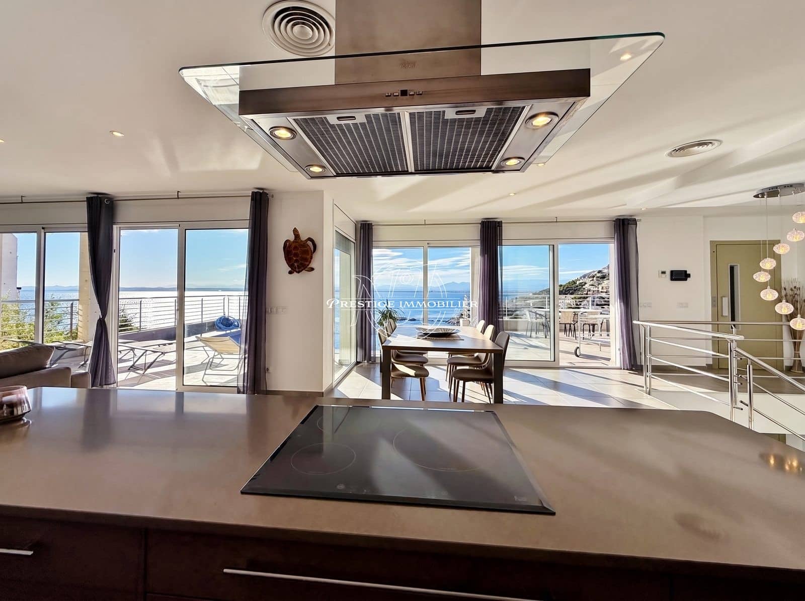 3 bedroom Villa for sale in Roses with pool garage - € 1,890,000 (Ref: 10157556)