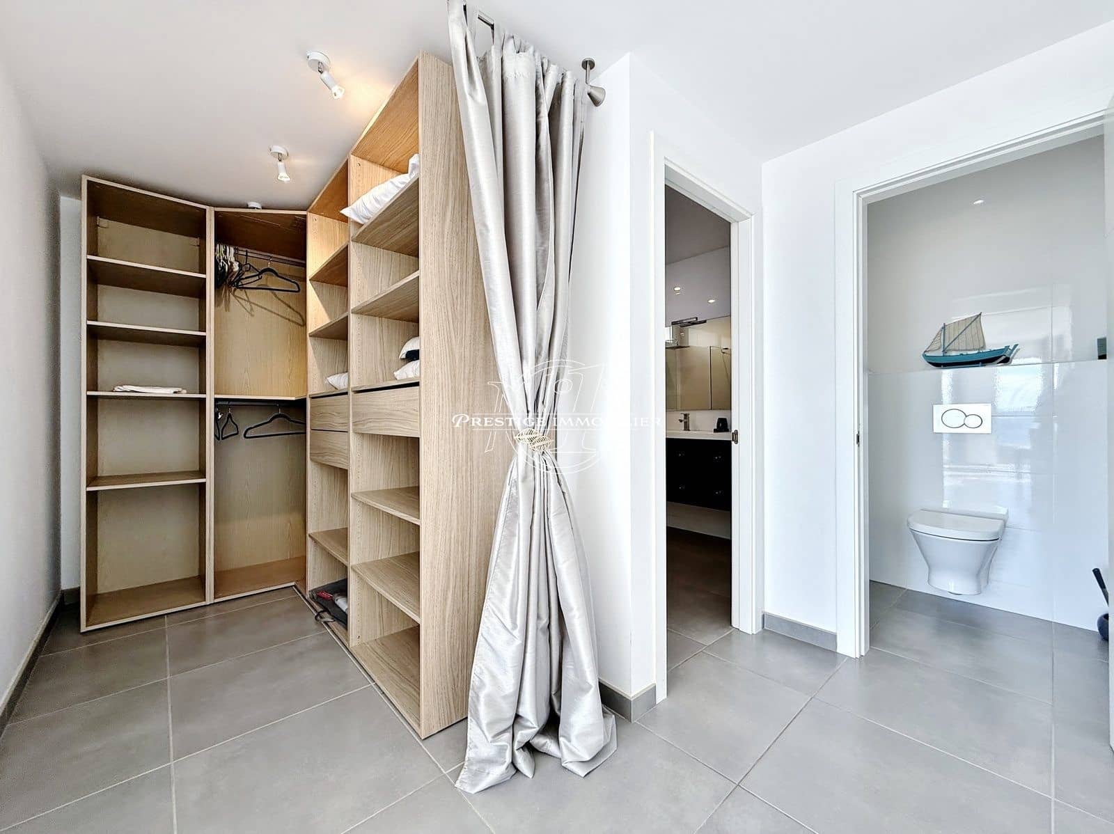 3 bedroom Villa for sale in Roses with pool garage - € 1,890,000 (Ref: 10157556)