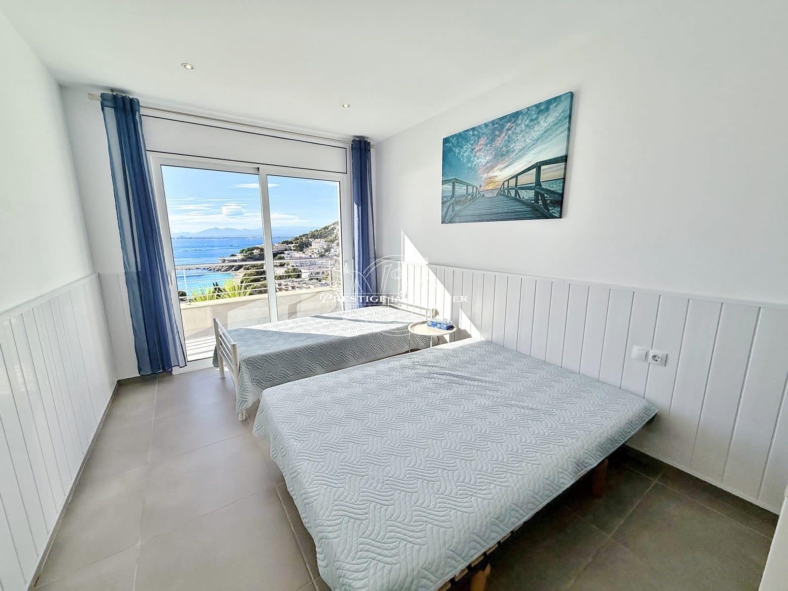 3 bedroom Villa for sale in Roses with pool garage - € 1,890,000 (Ref: 10157556)