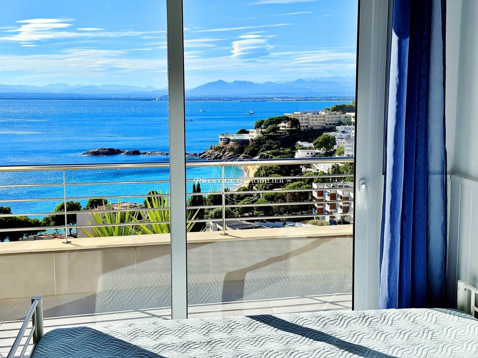 3 bedroom Villa for sale in Roses with pool garage - € 1,890,000 (Ref: 10157556)