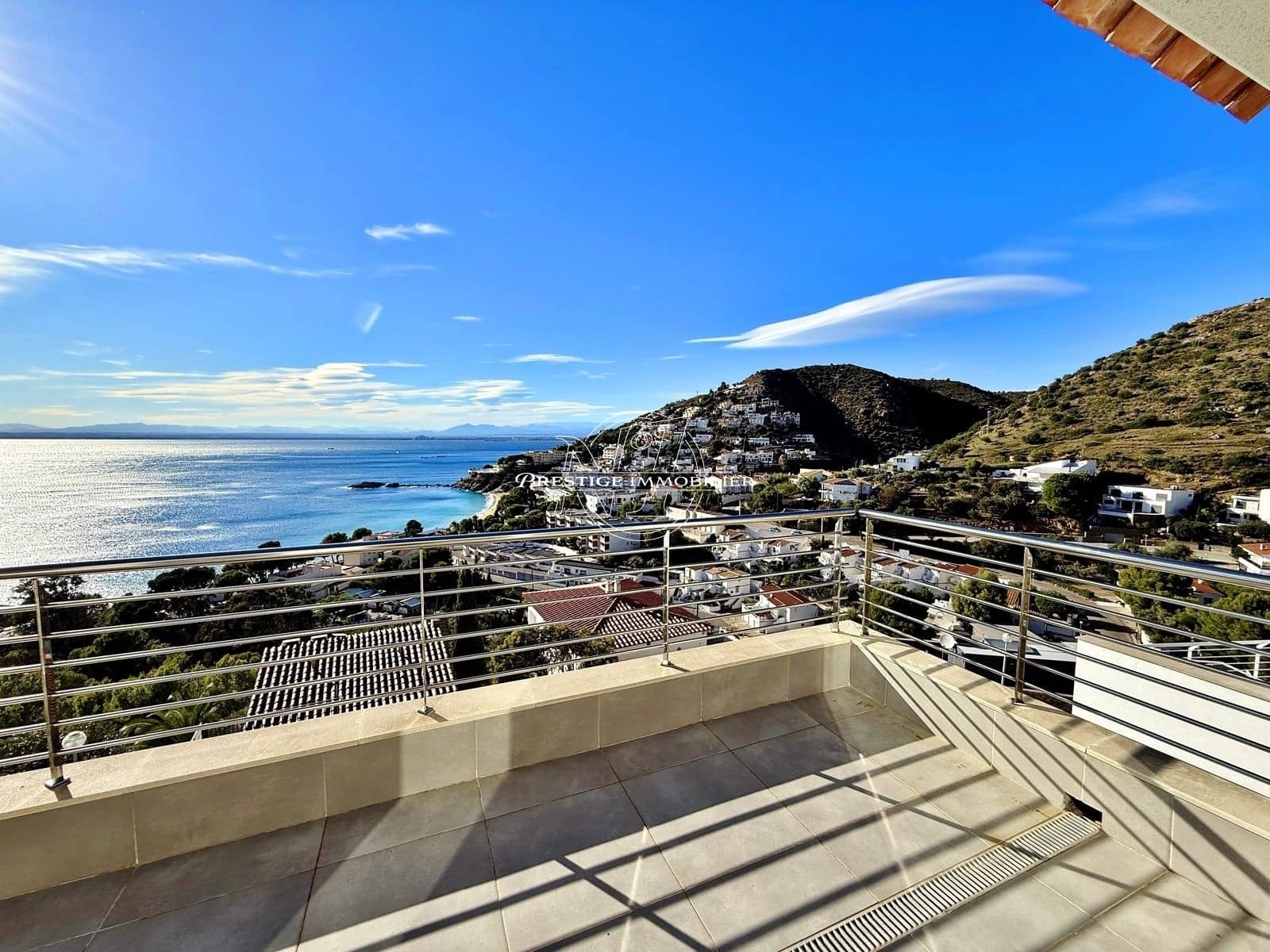 3 bedroom Villa for sale in Roses with pool garage - € 1,890,000 (Ref: 10157556)