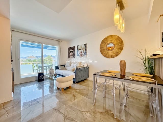 1 slaapkamer Appartement te koop in Roses met zwembad - € 220.000 (Ref: 10158550)