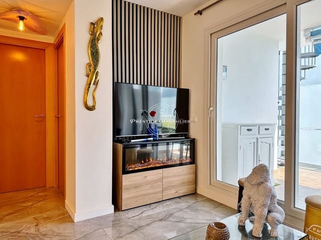 1 slaapkamer Appartement te koop in Roses met zwembad - € 220.000 (Ref: 10158550)