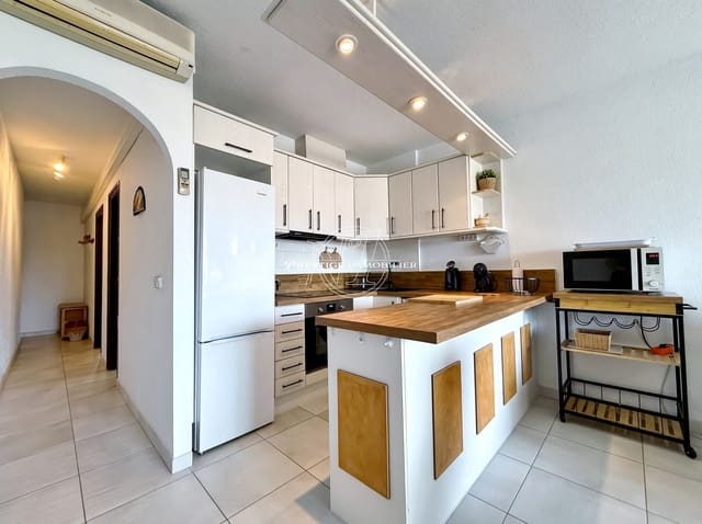 1 slaapkamer Appartement te koop in Empuriabrava, Castelló d'Empúries met zwembad - € 150.000 (Ref: 10159274)