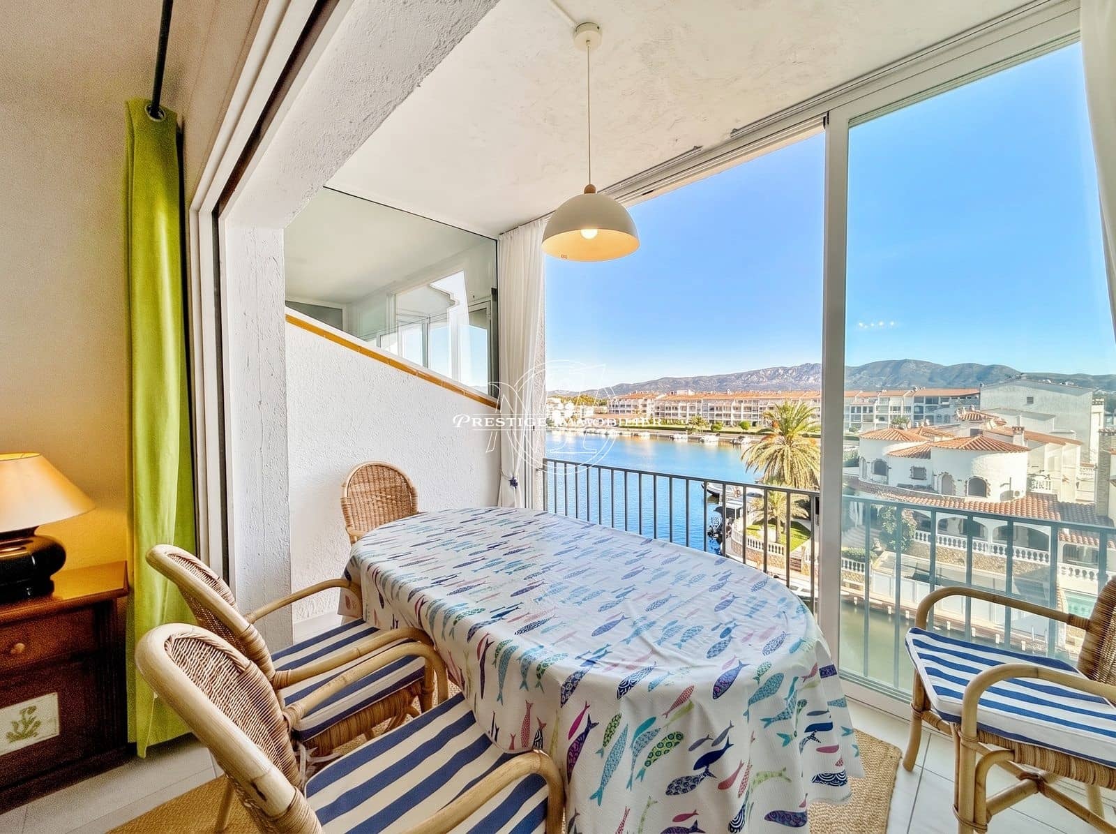1 slaapkamer Appartement te koop in Empuriabrava met zwembad - € 150.000 (Ref: 10159274)
