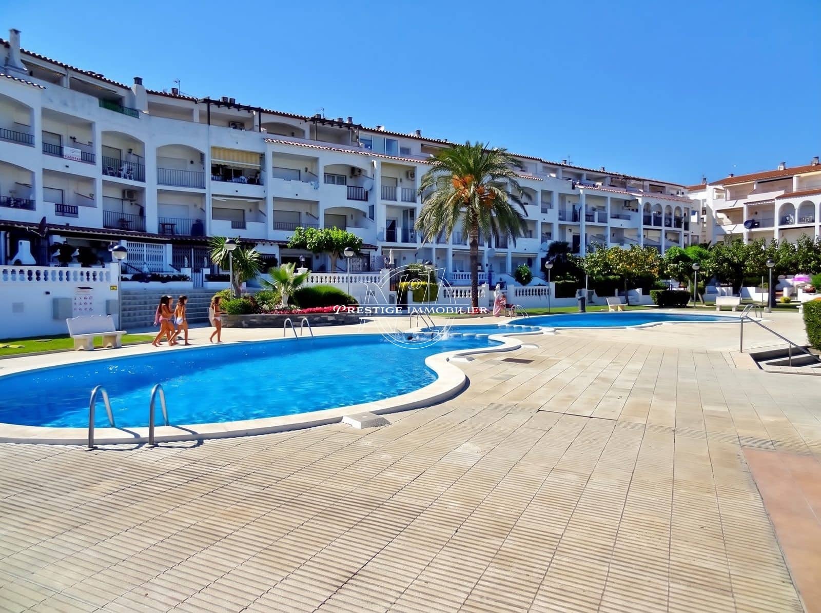 1 slaapkamer Appartement te koop in Empuriabrava met zwembad - € 150.000 (Ref: 10159274)
