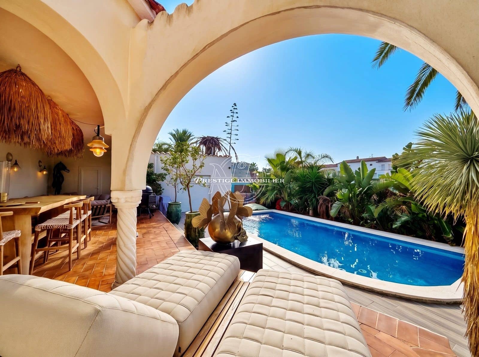 3 slaapkamer Villa te koop in Empuriabrava met zwembad garage - € 1.299.000 (Ref: 10164807)