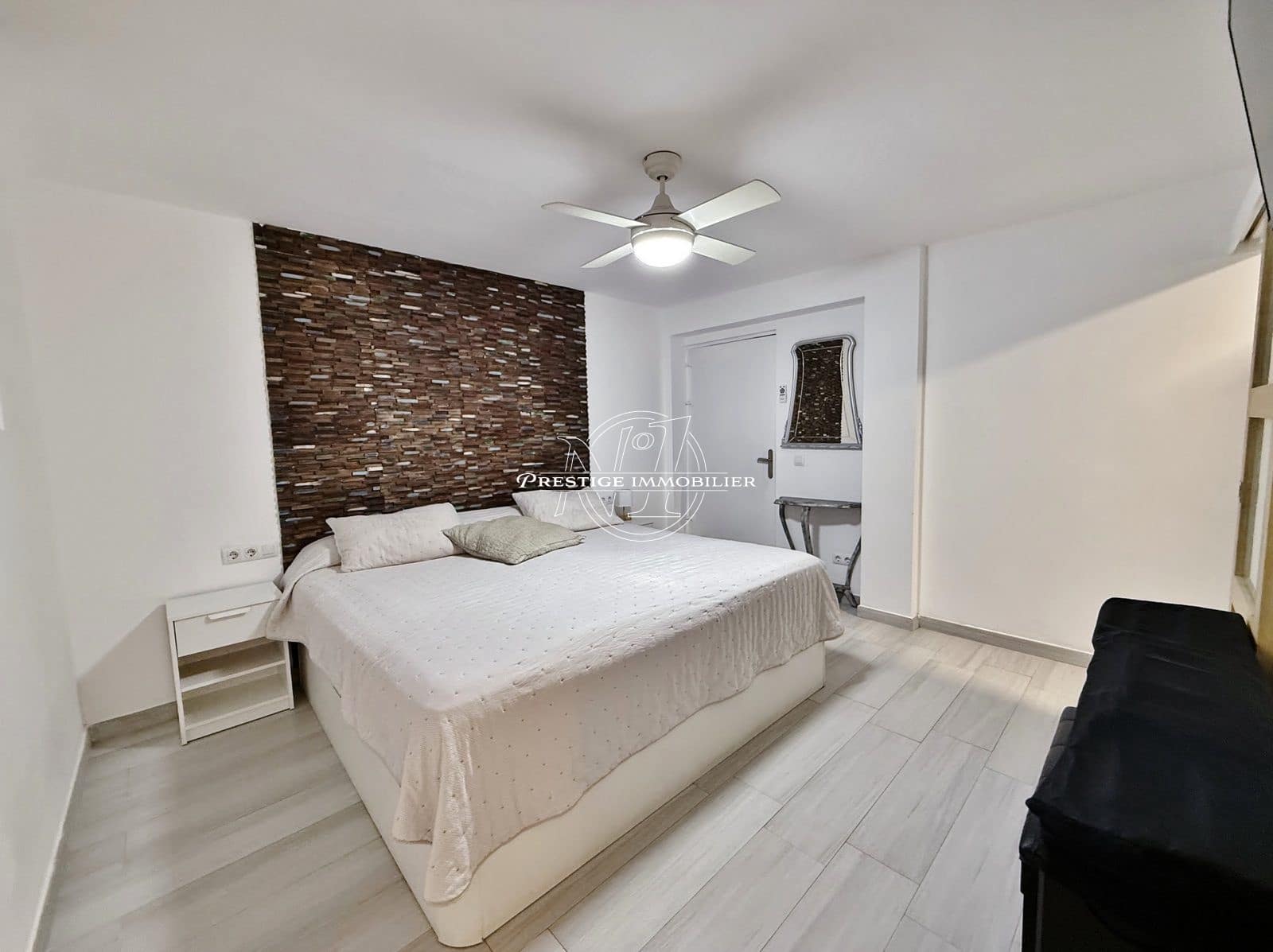 4 slaapkamer Appartement te koop in Roses met garage - € 619.000 (Ref: 10174526)