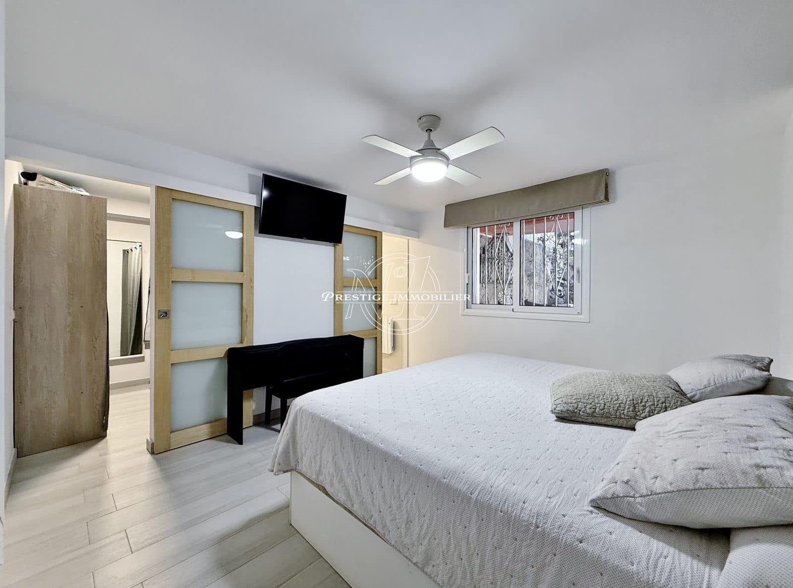 4 slaapkamer Appartement te koop in Roses met garage - € 619.000 (Ref: 10174526)