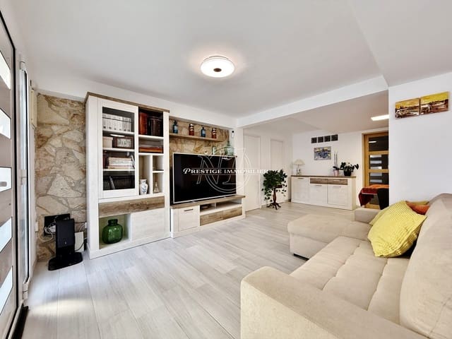 4 soverom Leilighet til salgs i Roses med garasje - € 619 000 (Ref: 10174526)