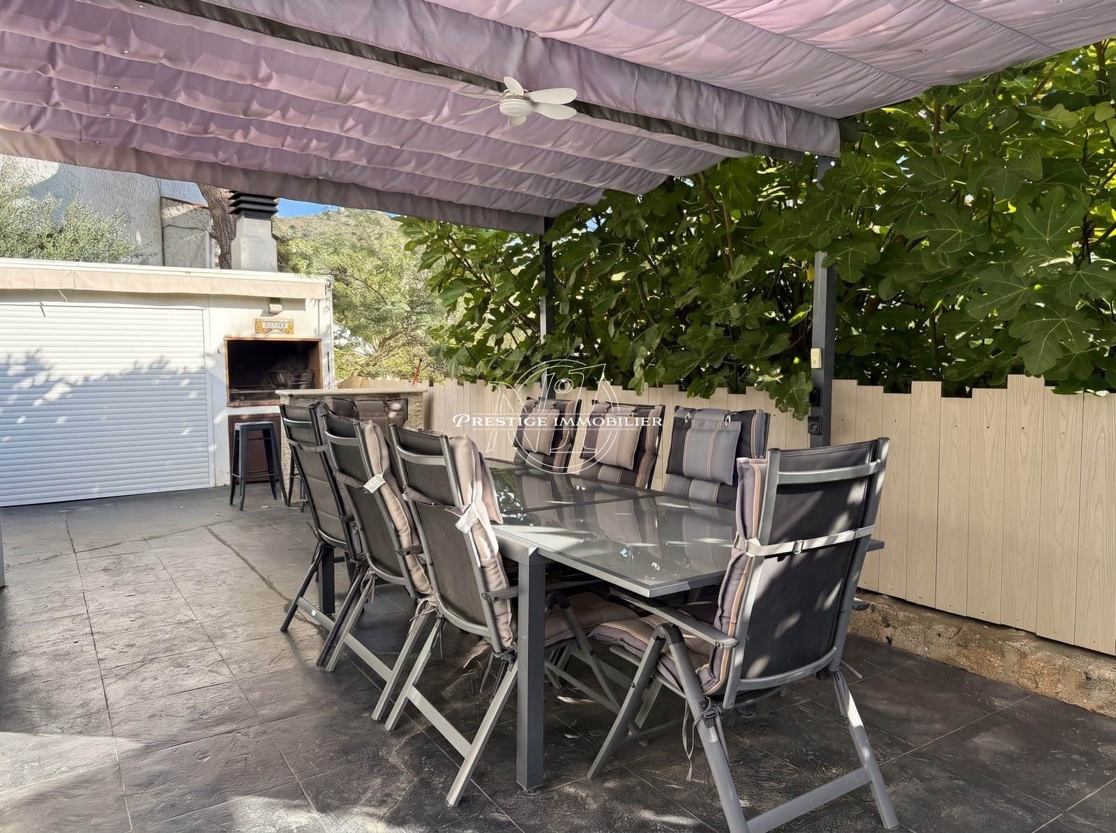 4 slaapkamer Appartement te koop in Roses met garage - € 619.000 (Ref: 10174526)